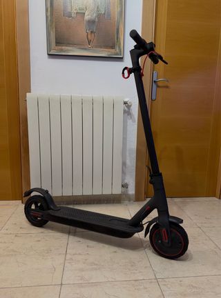 Xiaomi Mi Electric Scooter Pro
