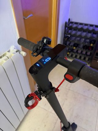 Xiaomi Mi Electric Scooter Pro