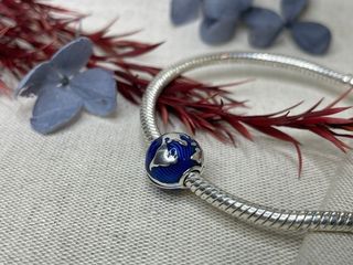 ✨Charm clip Planeta Tierra