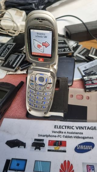 9884N-Cellulare Samsung SGH-E310