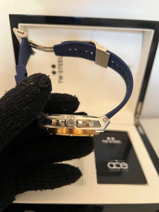 Reloj TW Steel Hombre Oro y Plata