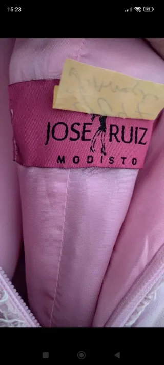 Vestido de fiesta rosa encaje