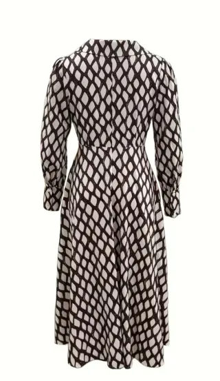 Vestido camisero estampado blanco y negro