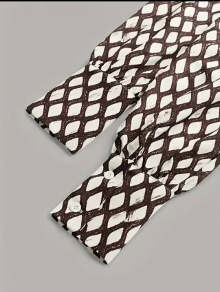 Vestido camisero estampado blanco y negro