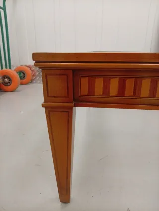 Mesa baja madera y cristal