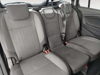 Ford Grand C-MAX Titanium