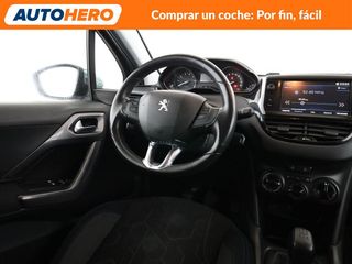 Peugeot 2008 1.2 PureTech Style