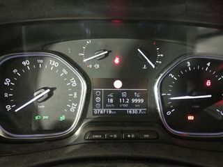 Peugeot Expert Premium Largo