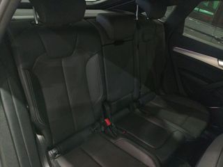 Audi Q5 Black line
