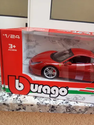 Coche Burago Ferrari 488 GTB Rojo