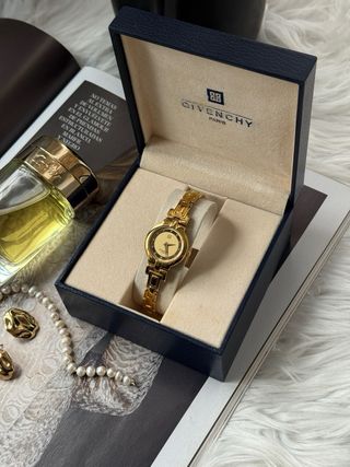Reloj Givenchy Dorado Mujer