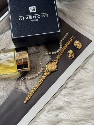 Reloj Givenchy Dorado Mujer