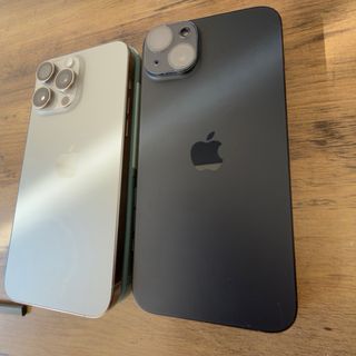 Vendo dos Iphone iPhone 15 Pro Max Y 15 Plus