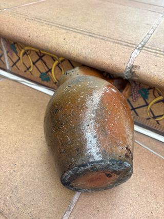 Orza de barro vidriado antigua