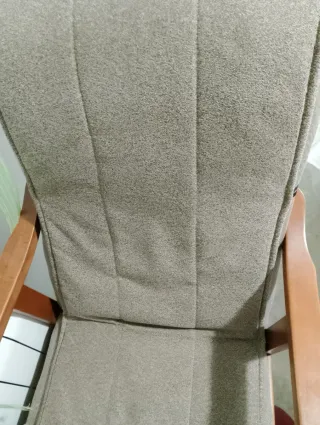 Sillón balancín tela y madera