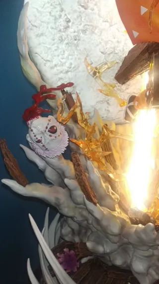 Resina Zenitsu-Yoyo Studio