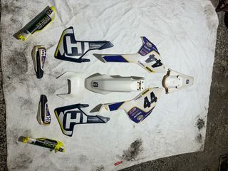 Kit Plásticos Husqvarna 125 2018