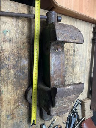 Tornillo de banco robusto