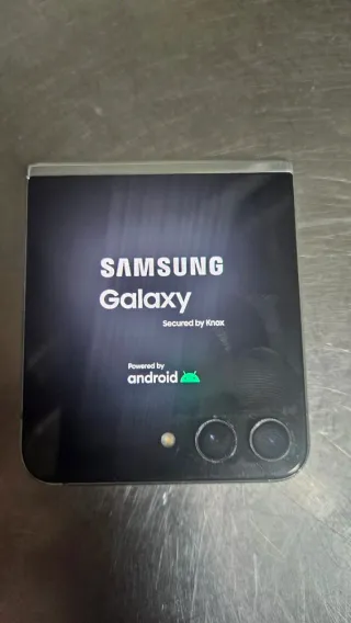 Samsung Galaxy Z Flip 5 Impecable