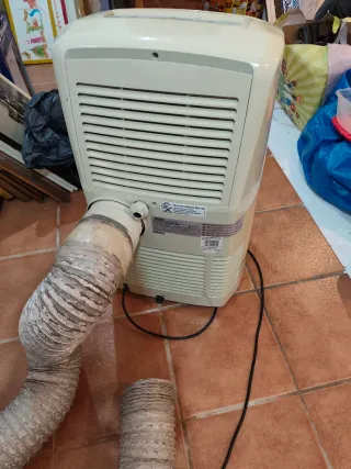 Aire Acondicionado Portátil DeLonghi Pingüino Sile