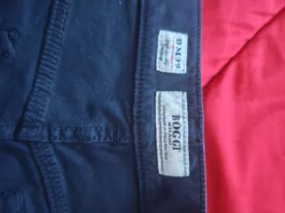 Pantaloni uomo Boggi Milano blu. Mai usati