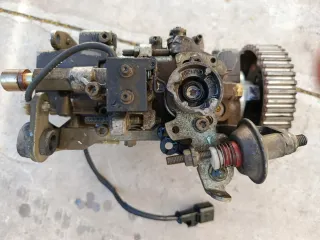 Vendo Bomba inyeccion Bosch  Peugeot 106 , Citroen