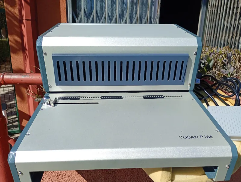 YOSAN P164 Encuadernadora y grapadora eléctrica