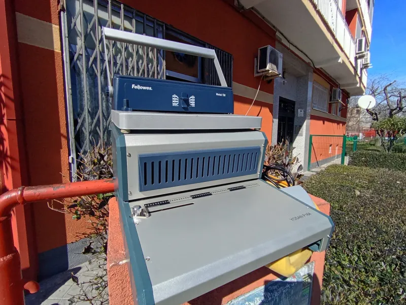 YOSAN P164 Encuadernadora y grapadora eléctrica afbeelding 4