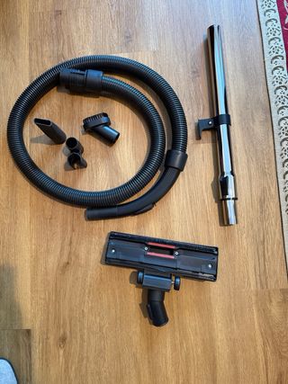 Aspirapolvere Ariete 2200 Bagless HEPA