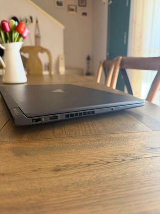 HP Victus 16-r1000ns i7