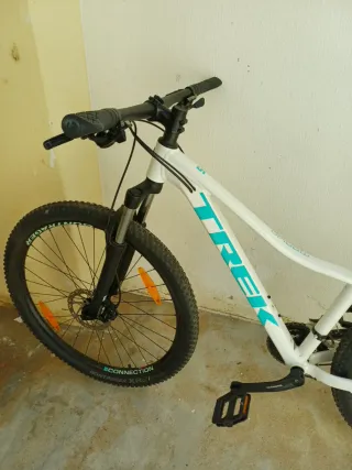 Bicicleta Trek Marlin 5 - Como Nova