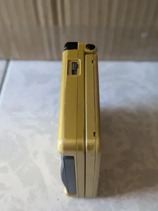 Game Boy Advance SP Zelda Edizione Dorata