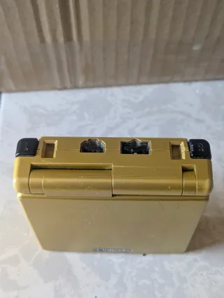 Game Boy Advance SP Zelda Edizione Dorata