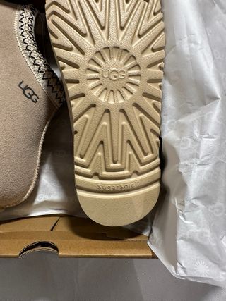 UGG Tasman Beige Talla 38