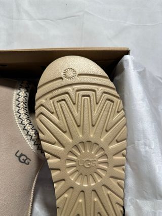 UGG Tasman Beige Talla 38