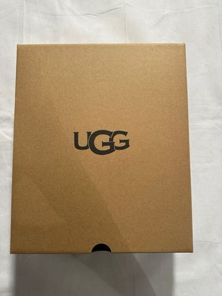 UGG Tasman Beige Talla 38