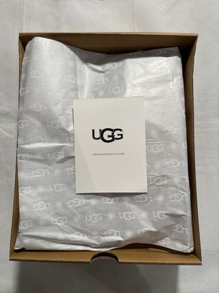 UGG Tasman Beige Talla 38