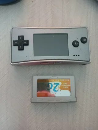 Nintendo Game Boy Micro Plata + Juegos Pokémon