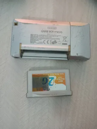 Nintendo Game Boy Micro Plata + Juegos Pokémon