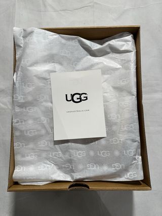 UGG Tasman Beige Talla 39