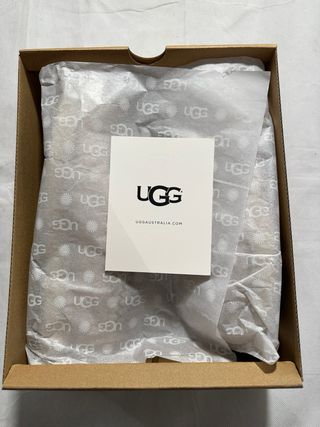 UGG Tasman Beige Talla 40