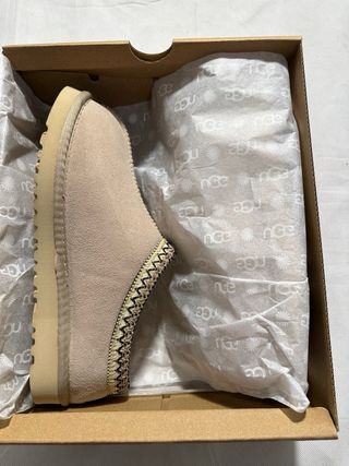 UGG Tasman Beige Talla 40