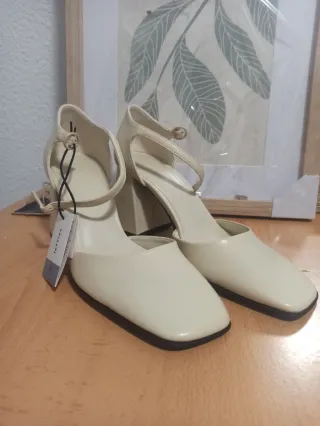 Sandalias tacón Lefties beige talla 37