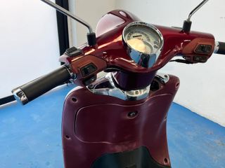 Aprilia Habana 50cc Scooter Rojo