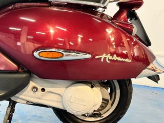 Aprilia Habana 50cc Scooter Rojo