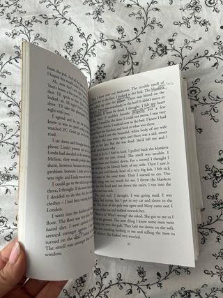 The House by the Sea Level 3 Book with Audio CD