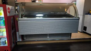 Vitrina expositora de helados