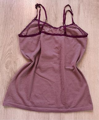 Top “Bershka” a righe viola e bianche Y2K