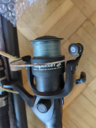 Cañas de pescar con carrete