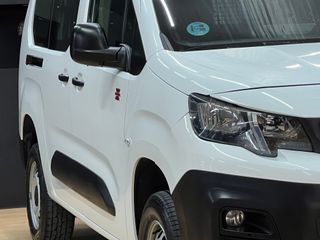Peugeot Partner 2021